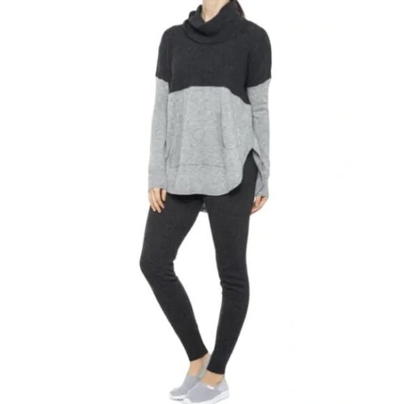 Max Studio Large 2 Ply Cashmere Gray Joggers - Picture 1 of 8